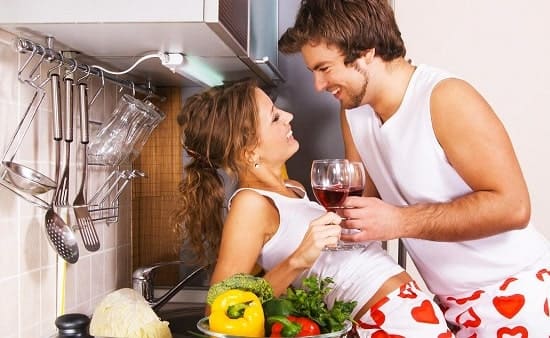 5 rules of sex in the kitchen | Practices